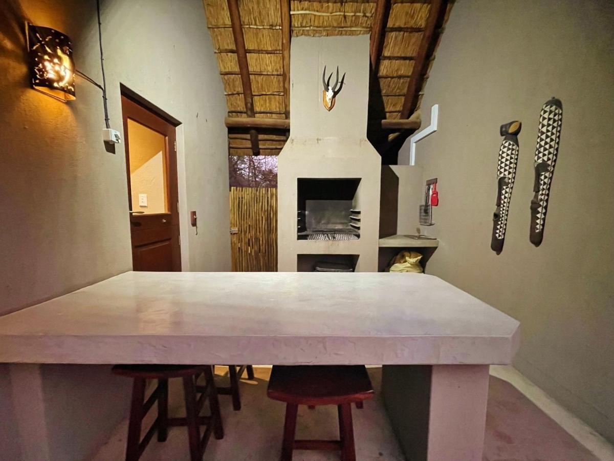 10 Raptors Lodge Hoedspruit Exteriör bild