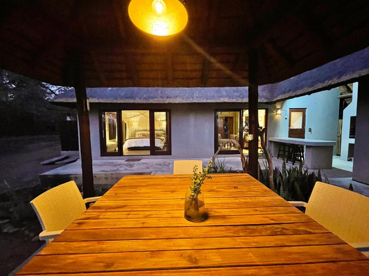 10 Raptors Lodge Hoedspruit Exteriör bild