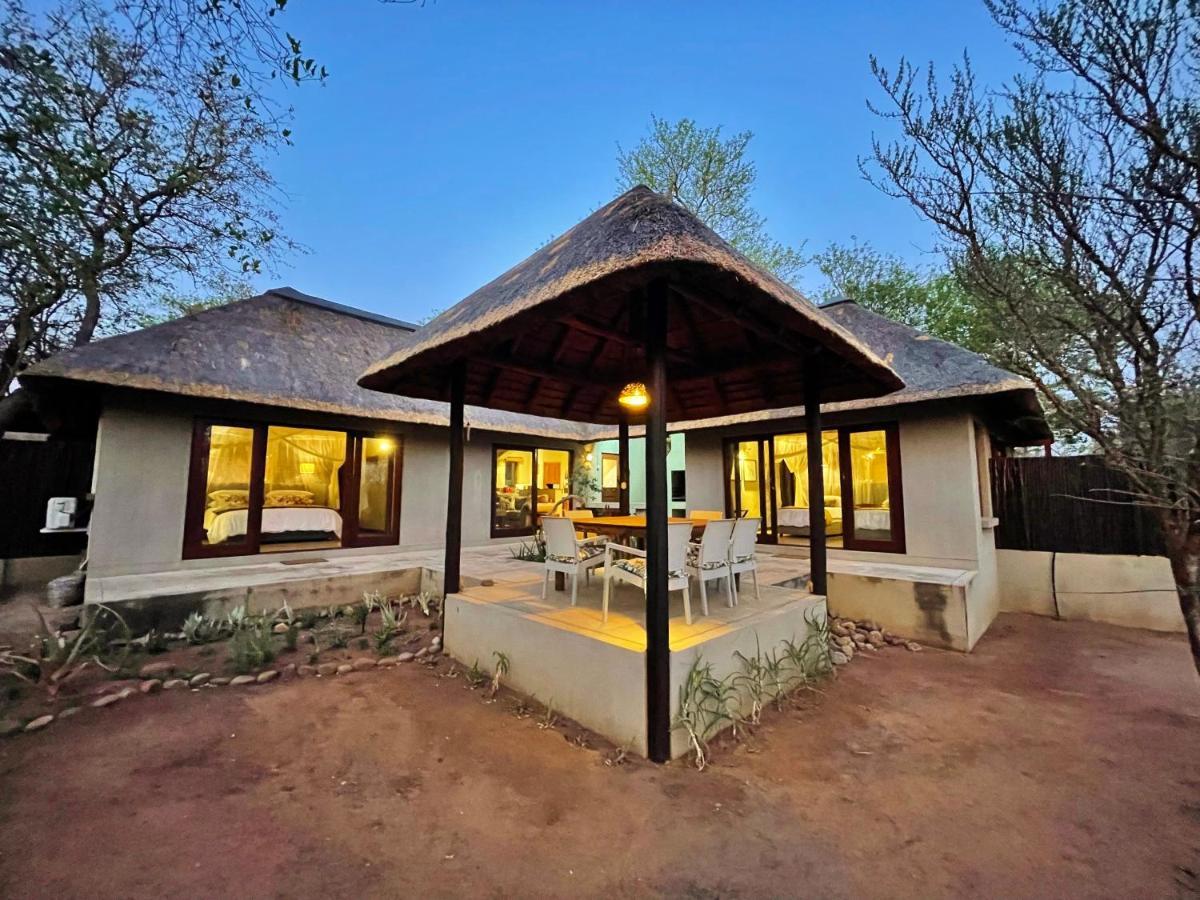 10 Raptors Lodge Hoedspruit Exteriör bild